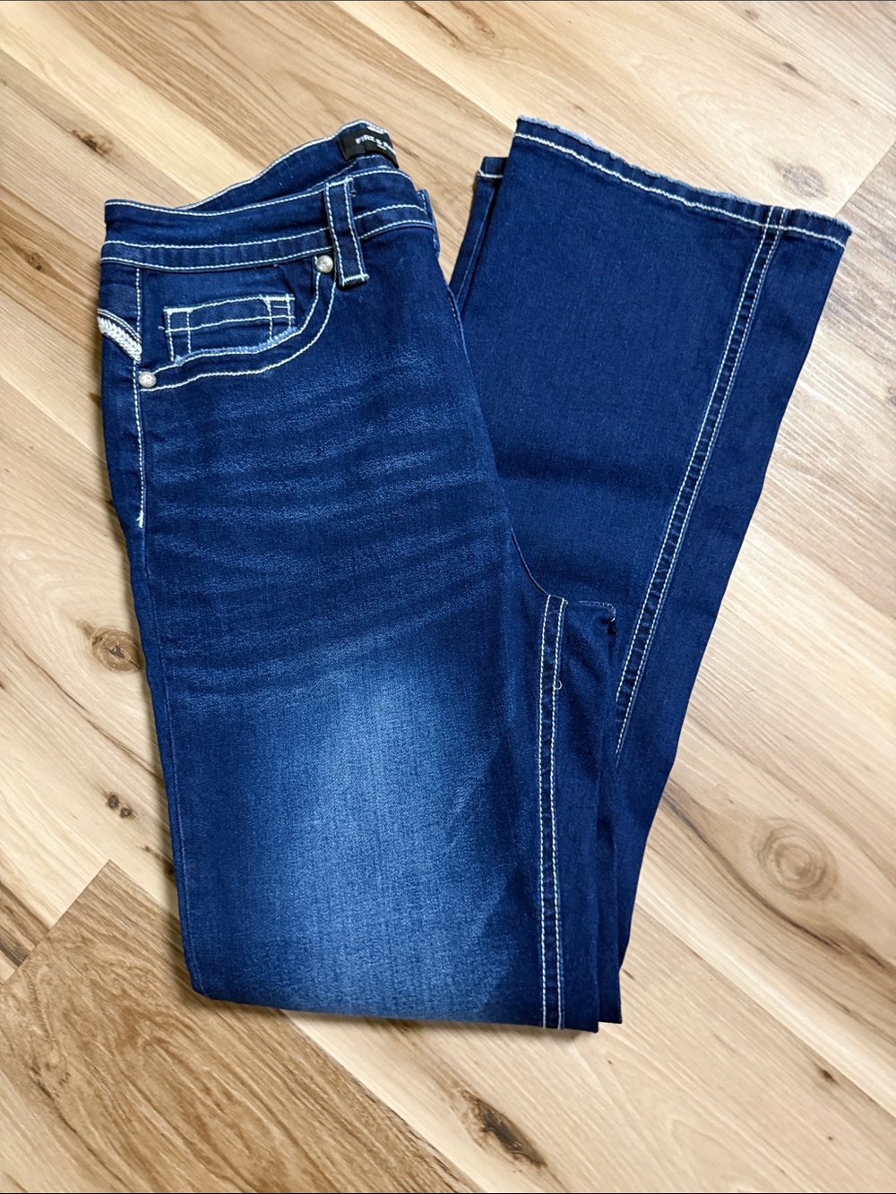 Women’s Dark Blue Straight-Leg Jeans